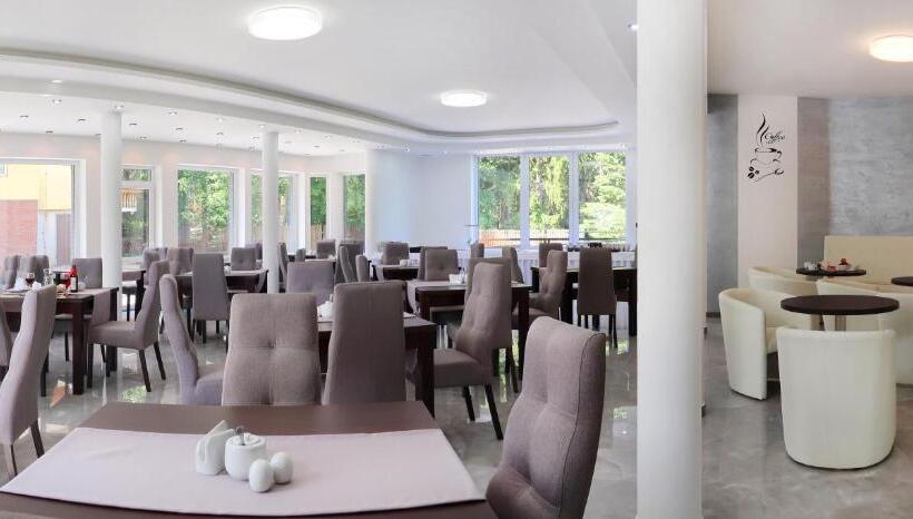 تختخواب و صبحانه Villa Karpacz