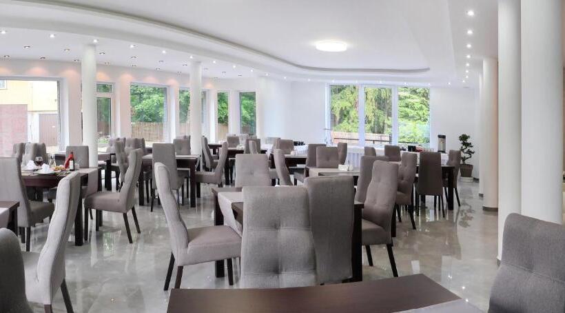 تختخواب و صبحانه Villa Karpacz