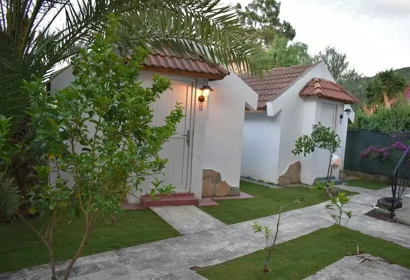 Calaberno Otel