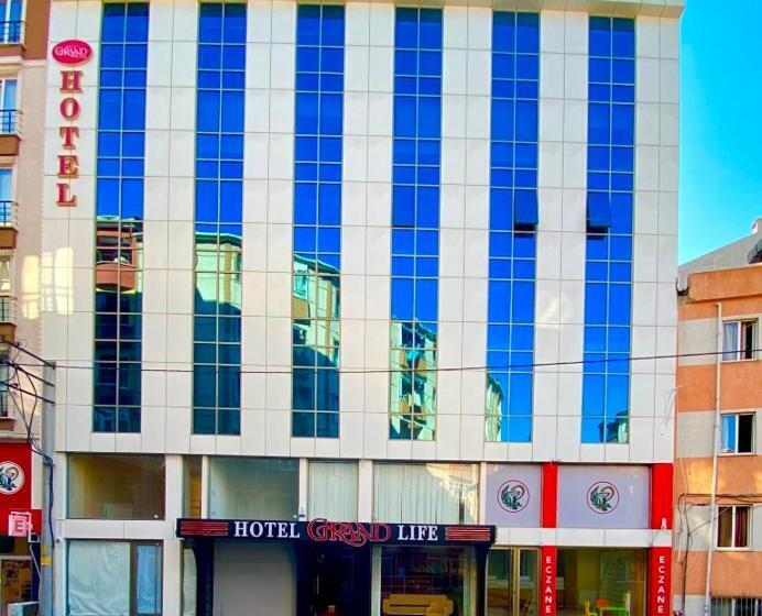 בית מלון כפרי Grand Life