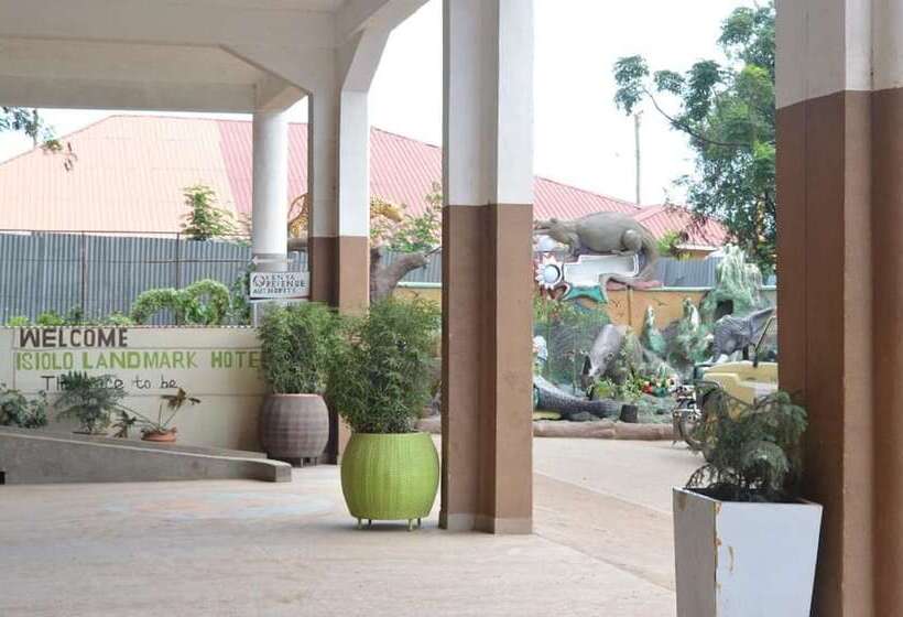 هتل Isiolo Landmark