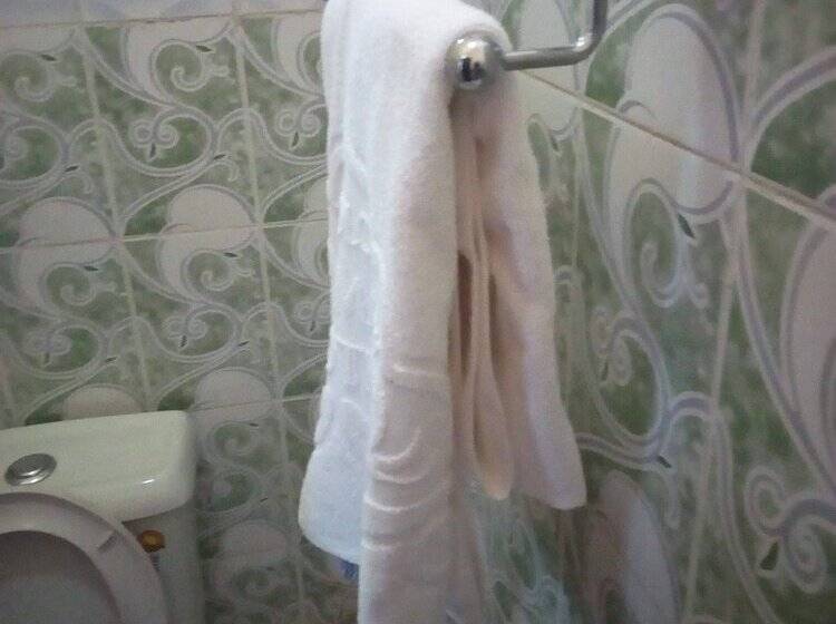 هتل Isiolo Landmark