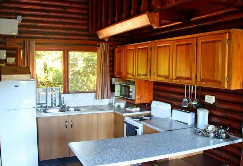 בית מלון כפרי Mtunzini Forest Lodge Self Catering Resort