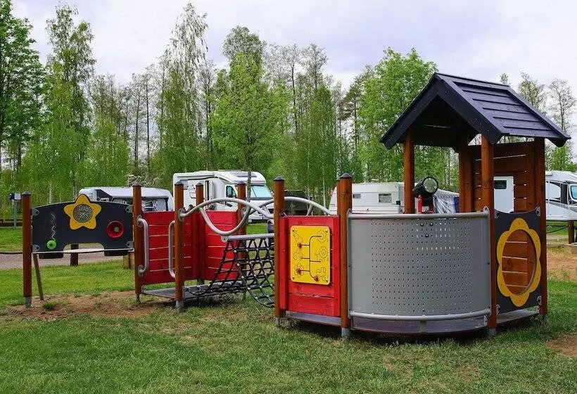 Hotelli Otterbergets Bad & Camping