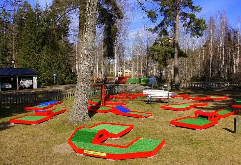 Hotelli Otterbergets Bad & Camping