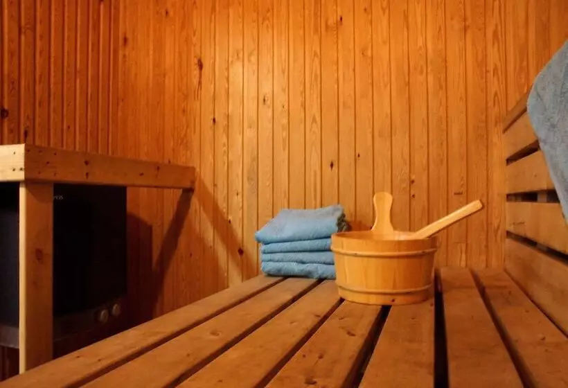 Hotelli Otterbergets Bad & Camping