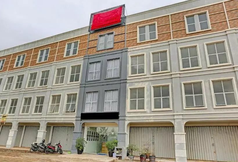 Hotelli Oyo 90609 Mimi & Coco Homestay