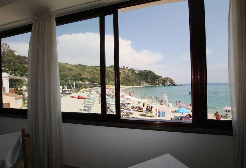 هتل Villaggio Quattro Scogli