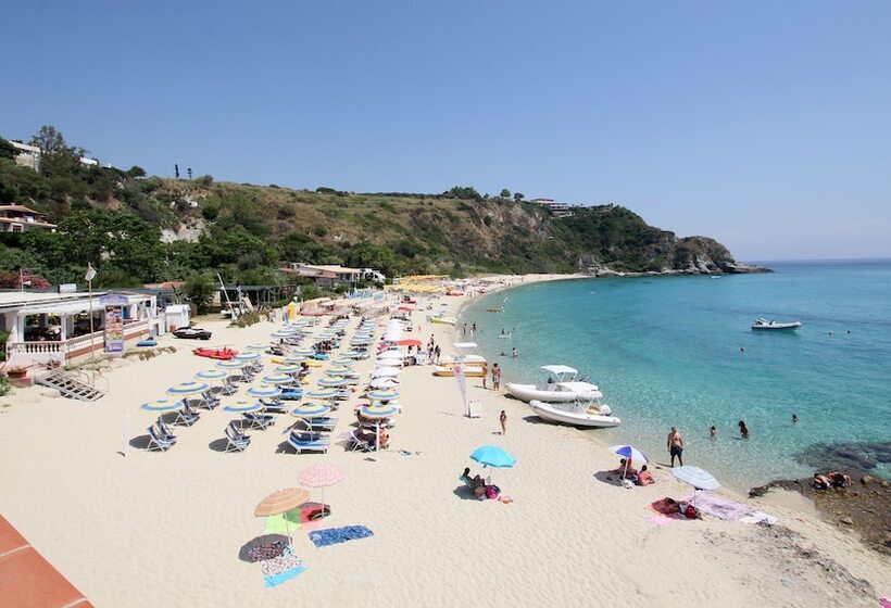 هتل Villaggio Quattro Scogli