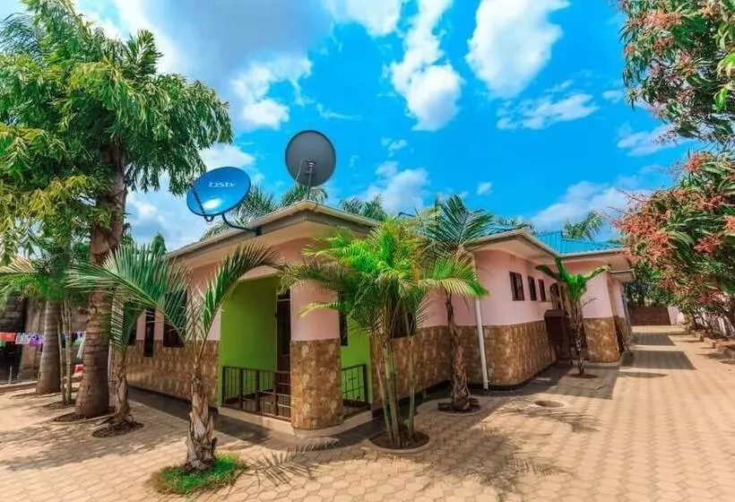 Kilimanjaro Peak   Hostel