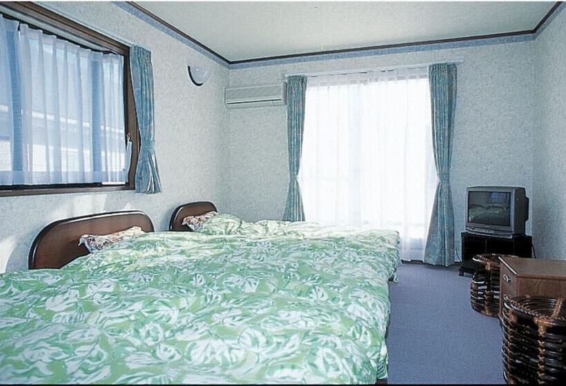 ペンション Kawanakan