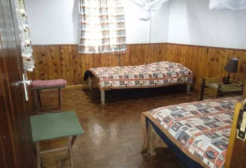 پانسیون Muremba Retreat Kitale