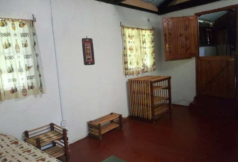 پانسیون Muremba Retreat Kitale