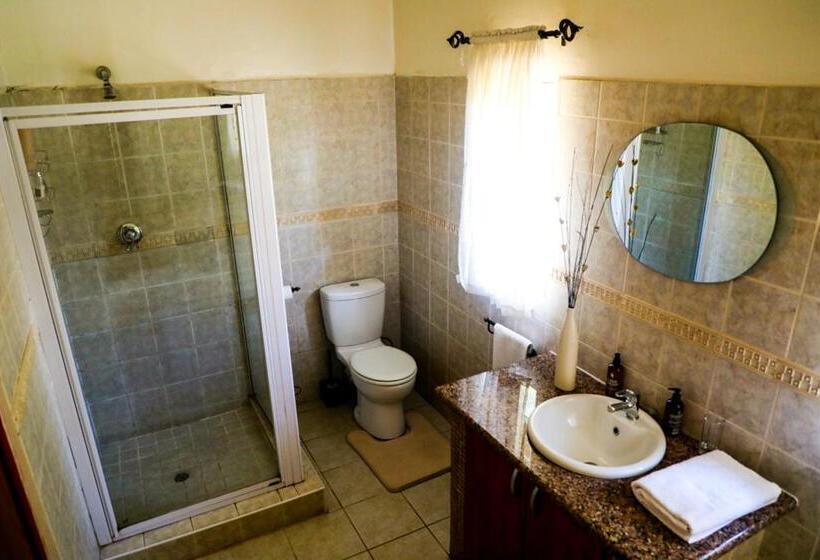 Пансион The Exclusive Guesthouse