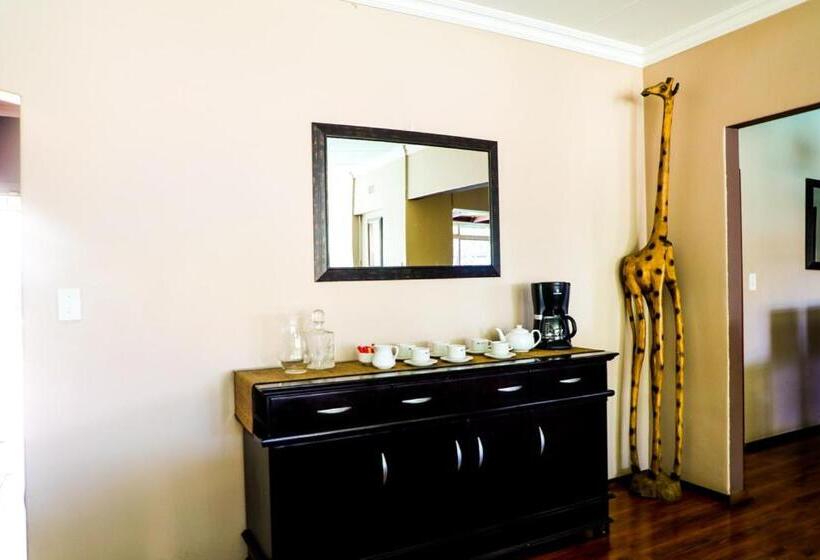 Пансион The Exclusive Guesthouse