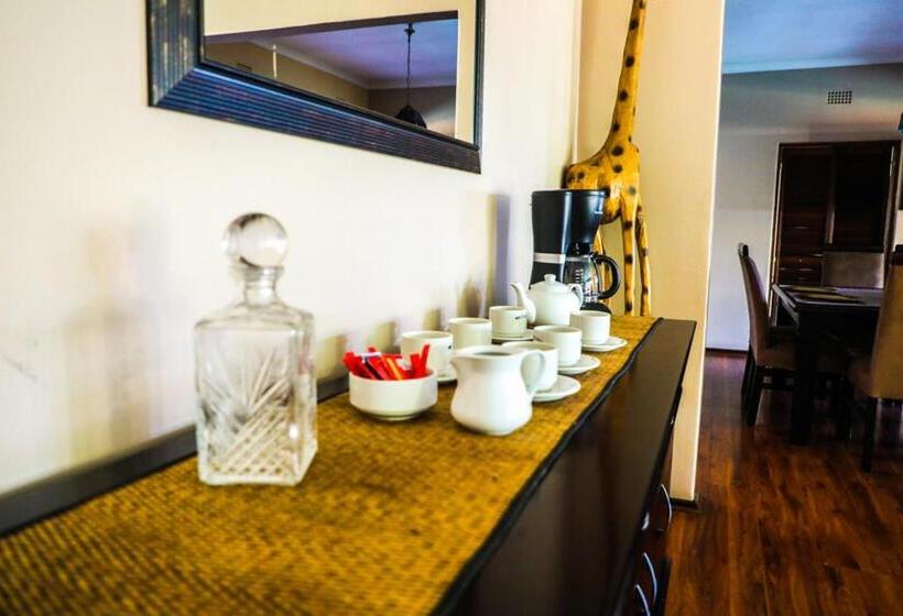 Пансион The Exclusive Guesthouse