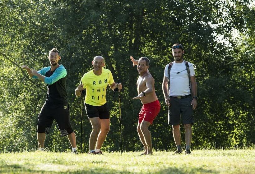 リゾートホテル La Chataigneraie