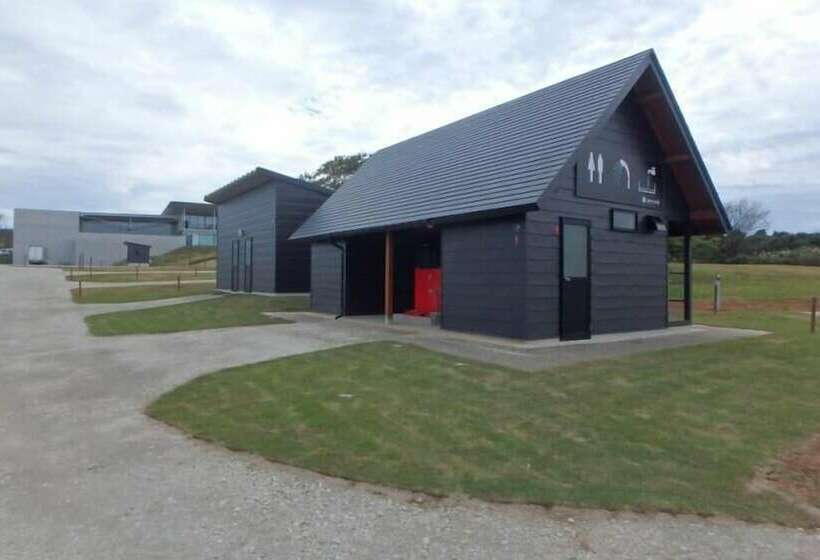 אתר נופש Snow Peak Headquarters