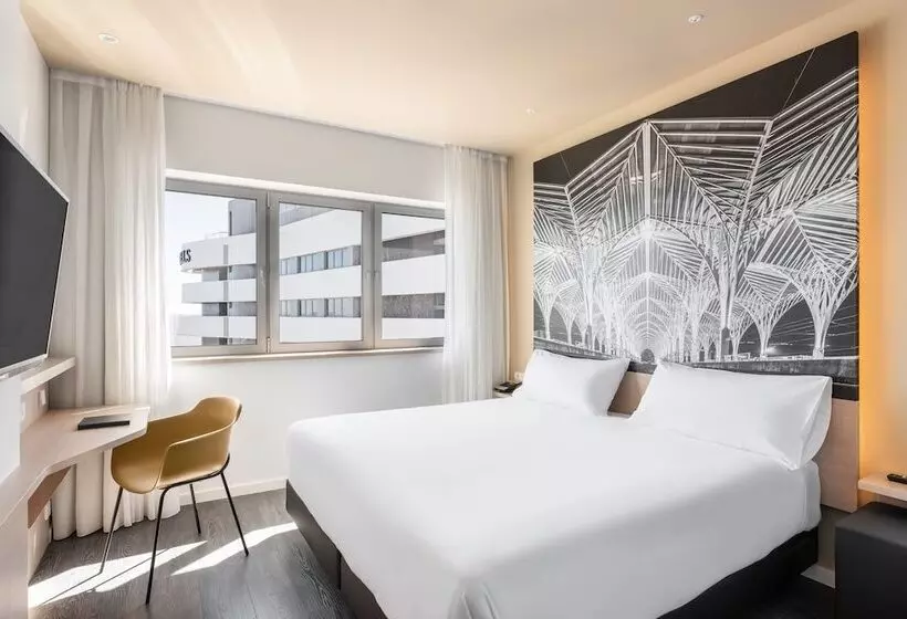 هتل Ikonik Lisboa