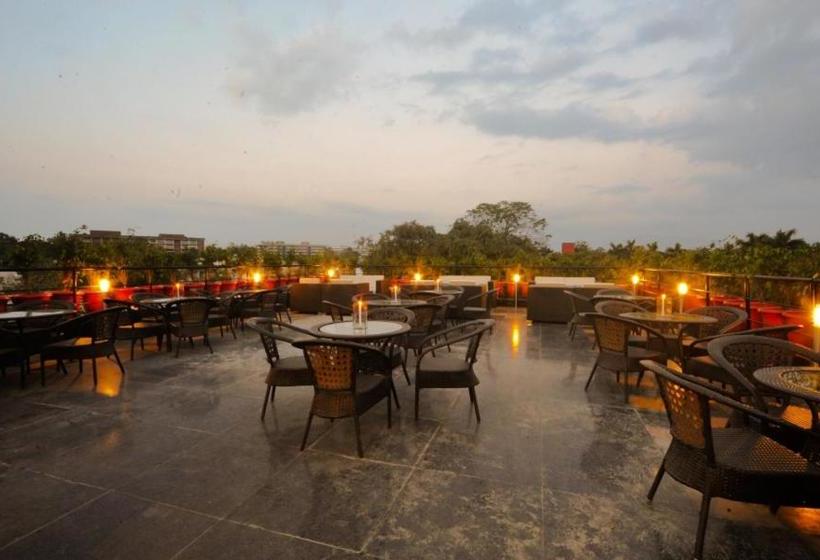 Отель Jullundur 18