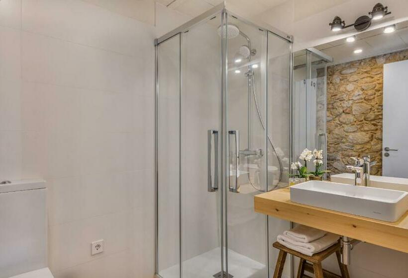 هتل La Comuna By Bon Dia Residences