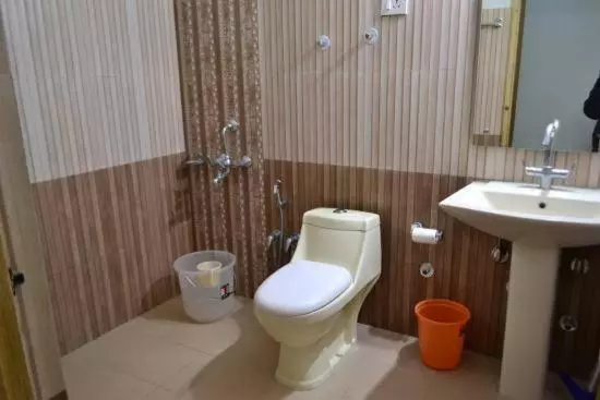 Hotelli Oyo 82176 Konkan House