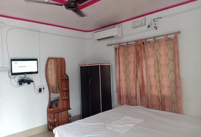 Hotelli Oyo 82239 Gorumara Manna Resort