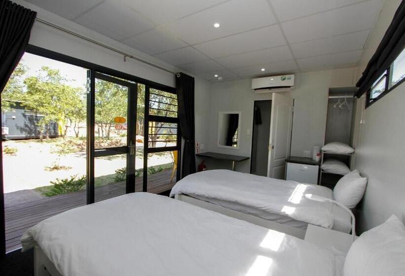 ホテル Sleepover Beitbridge