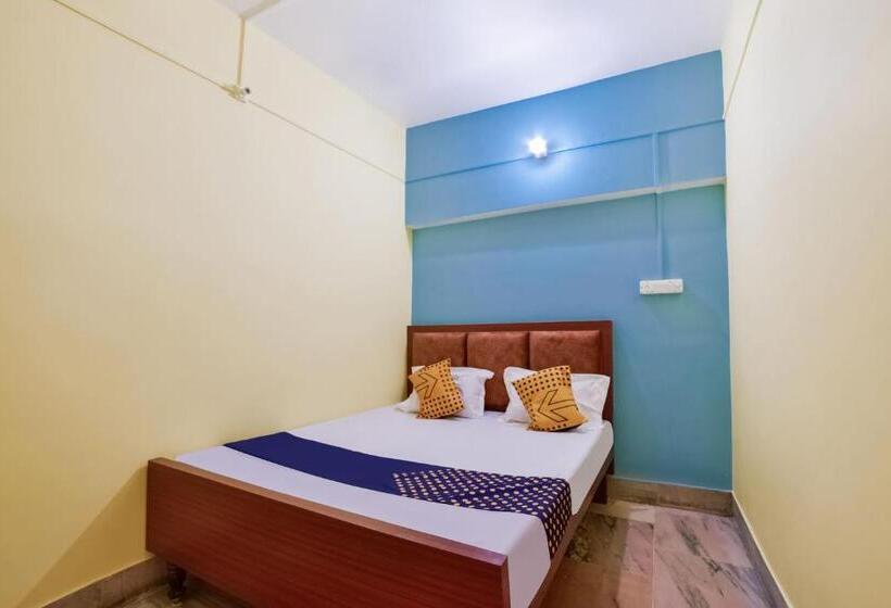 酒店 Spot On Luv Kush Inn