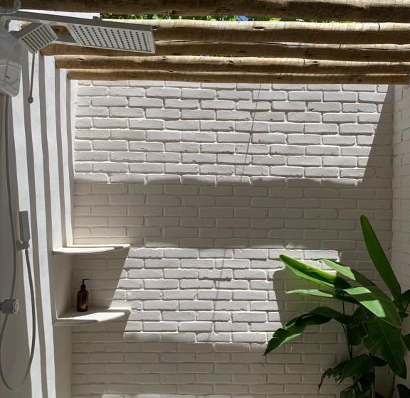 膳宿费 Kanaha Beach Villa