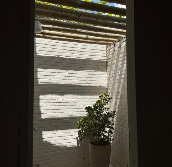 膳宿费 Kanaha Beach Villa