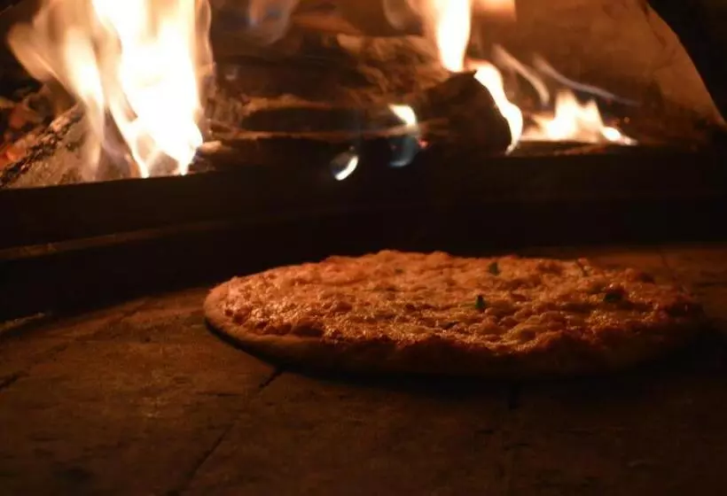 پانسیون Villa Katwe