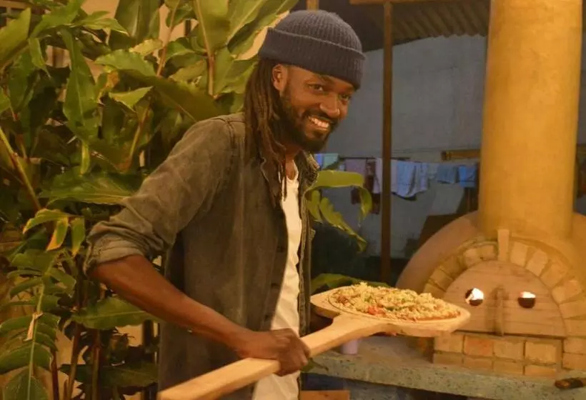 پانسیون Villa Katwe