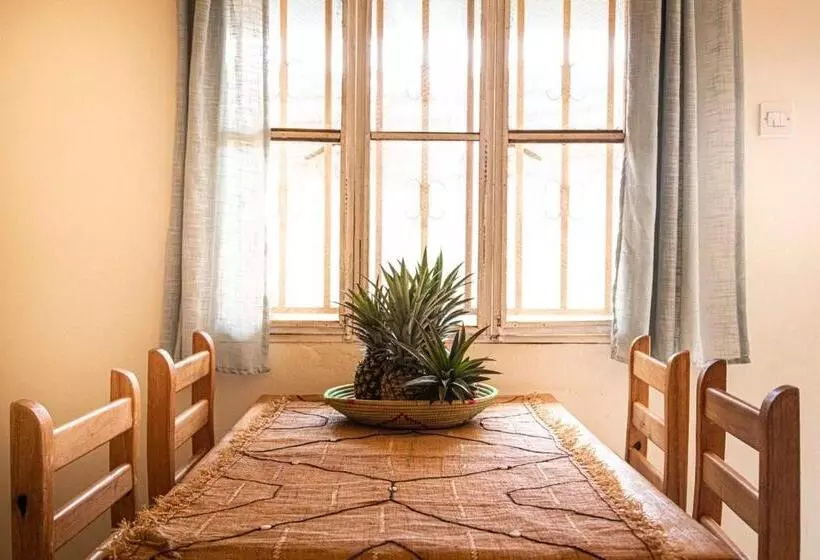 پانسیون Villa Katwe