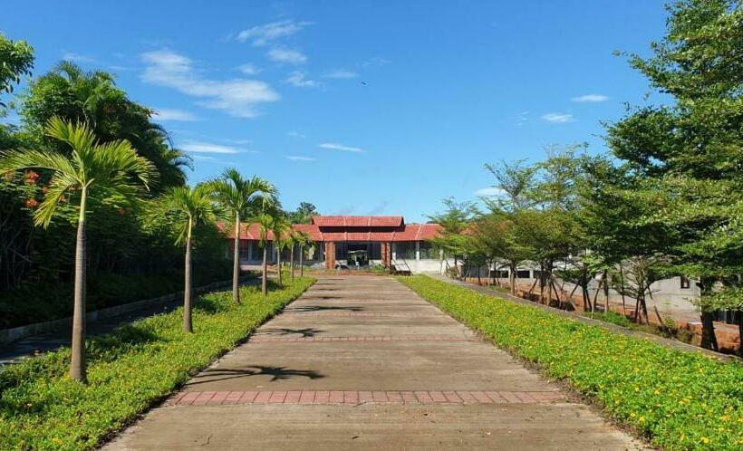 منتجع Kenisha Holiday Homes