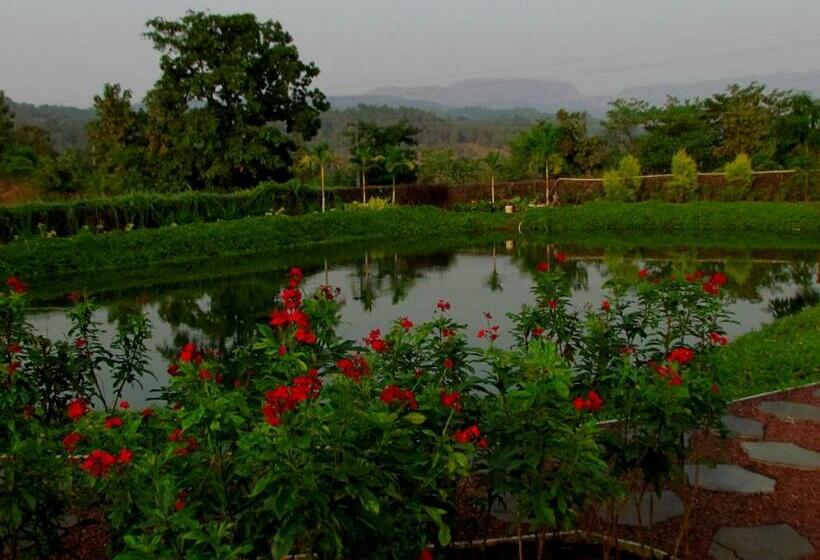 منتجع Kenisha Holiday Homes