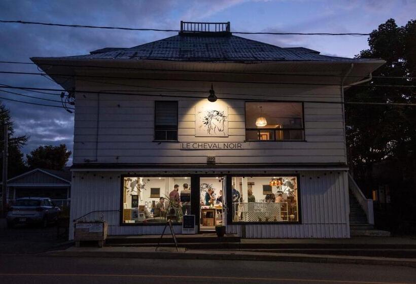 호스텔 Le Cheval Noir