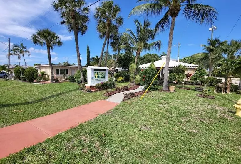 Hotelli Barefoot Mailman Inn & Suites