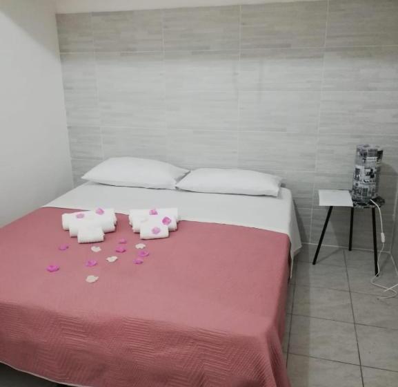 Nocleg ze śniadaniem Li Salini