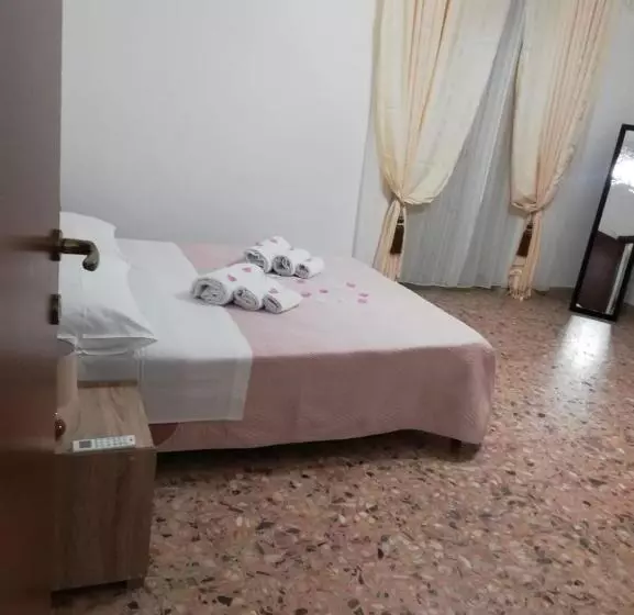 تختخواب و صبحانه Li Salini