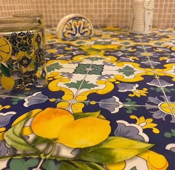 تختخواب و صبحانه Li Salini