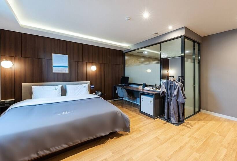 Brown Dot Hotel Jeonggwan