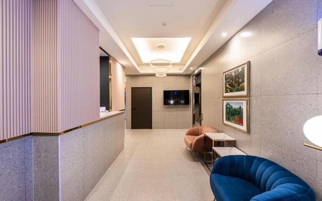 Brown Dot Hotel Jeonggwan