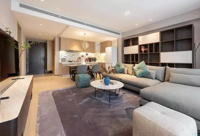 هتل Cresasia Residence