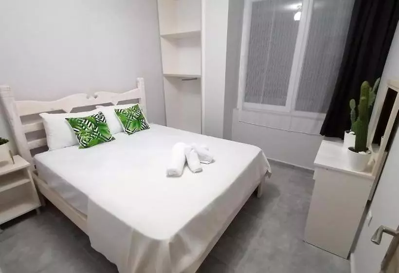 Hotelli Just Dream Suites