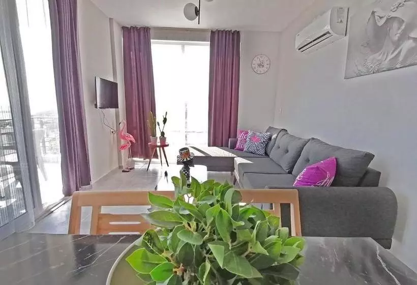 Hotelli Just Dream Suites