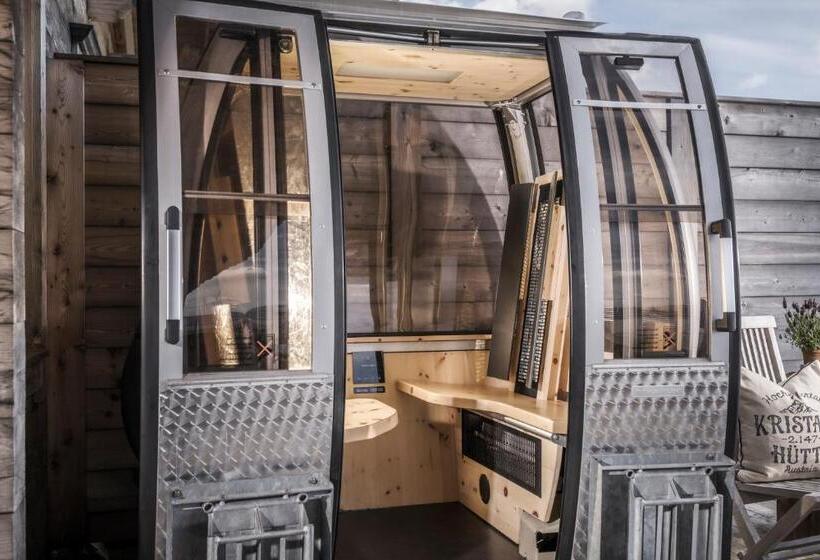 Отель Kristallhütte