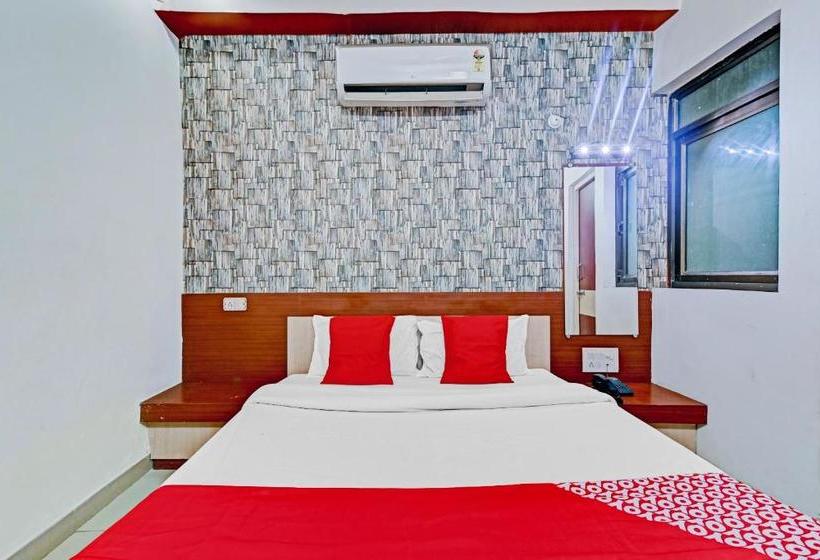 호텔 Oyo 81977 Riddhi