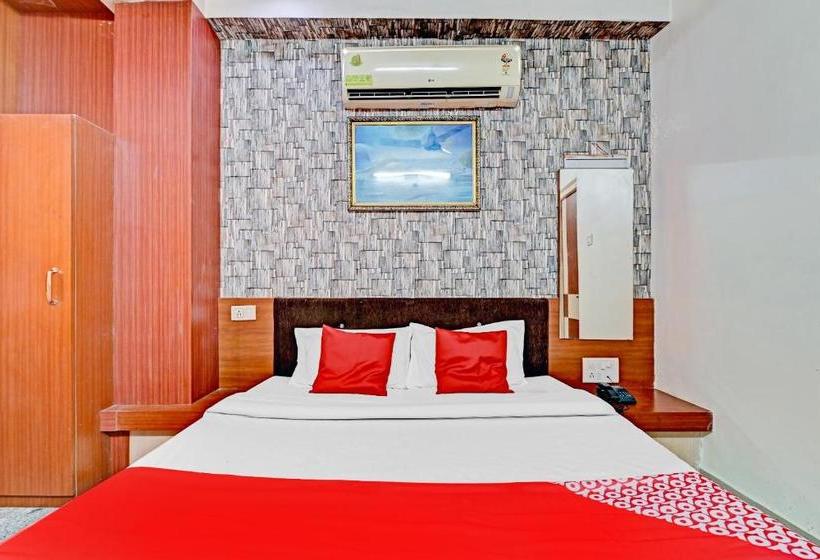 호텔 Oyo 81977 Riddhi