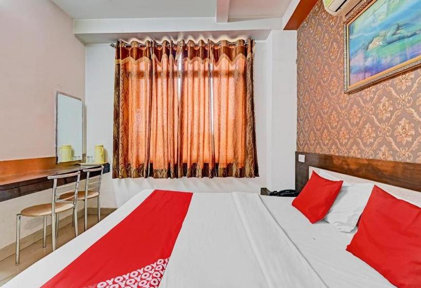 호텔 Oyo 81977 Riddhi